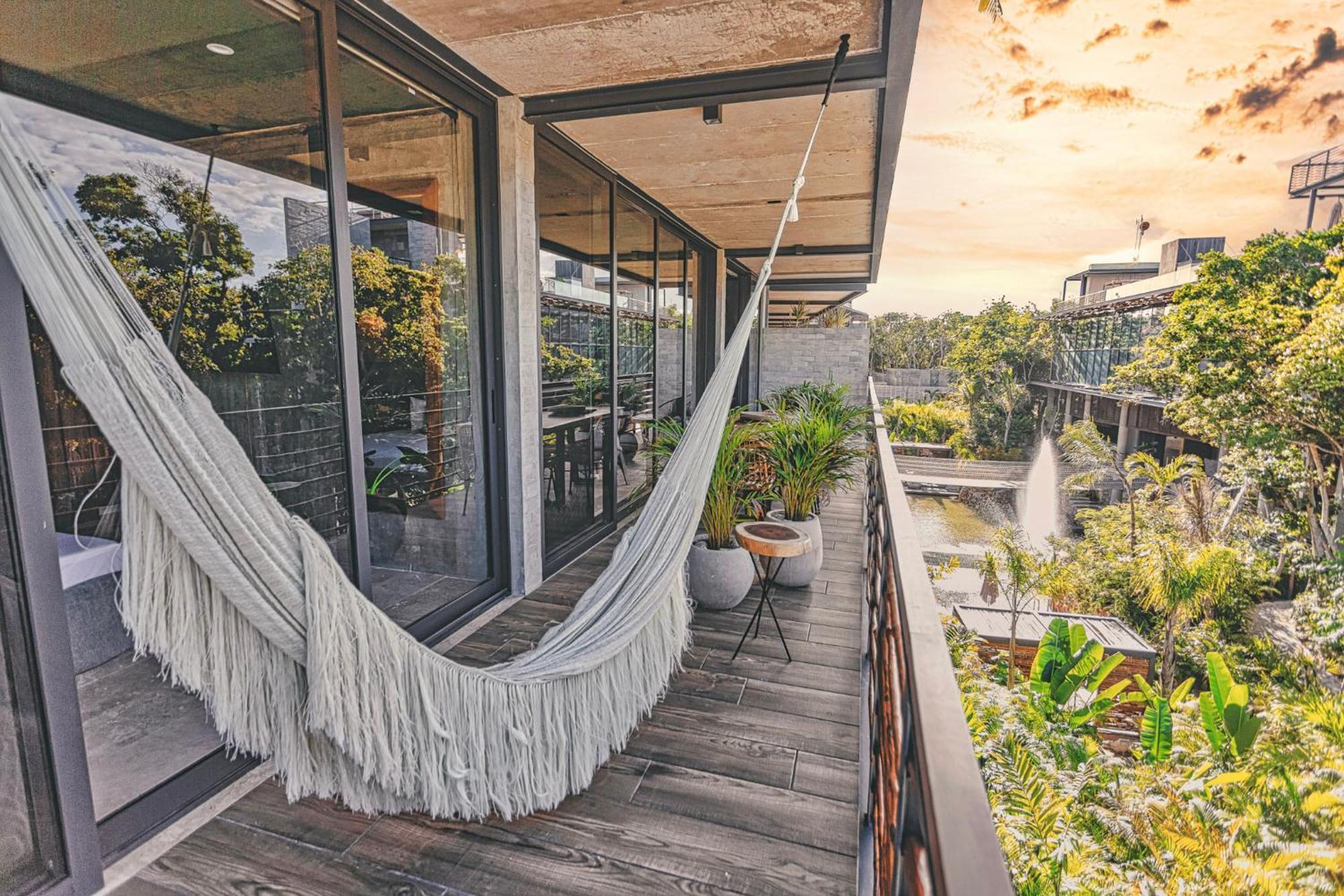 Luxury Condos Tulum - Private Cenote & Gym Екстер'єр фото